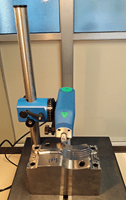 Jenoptik rugosimeter detecting a surface